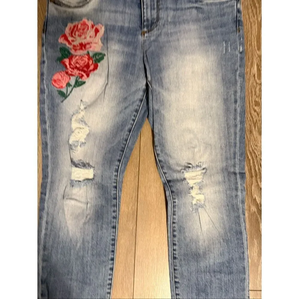 Kut From The Kloth Size 6 Reese Ankle Straight Jeans Rosette Floral Embroidered